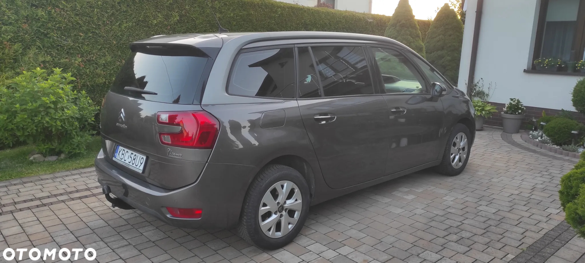 Citroën C4 Grand Picasso e-HDi 115 Attraction - 3