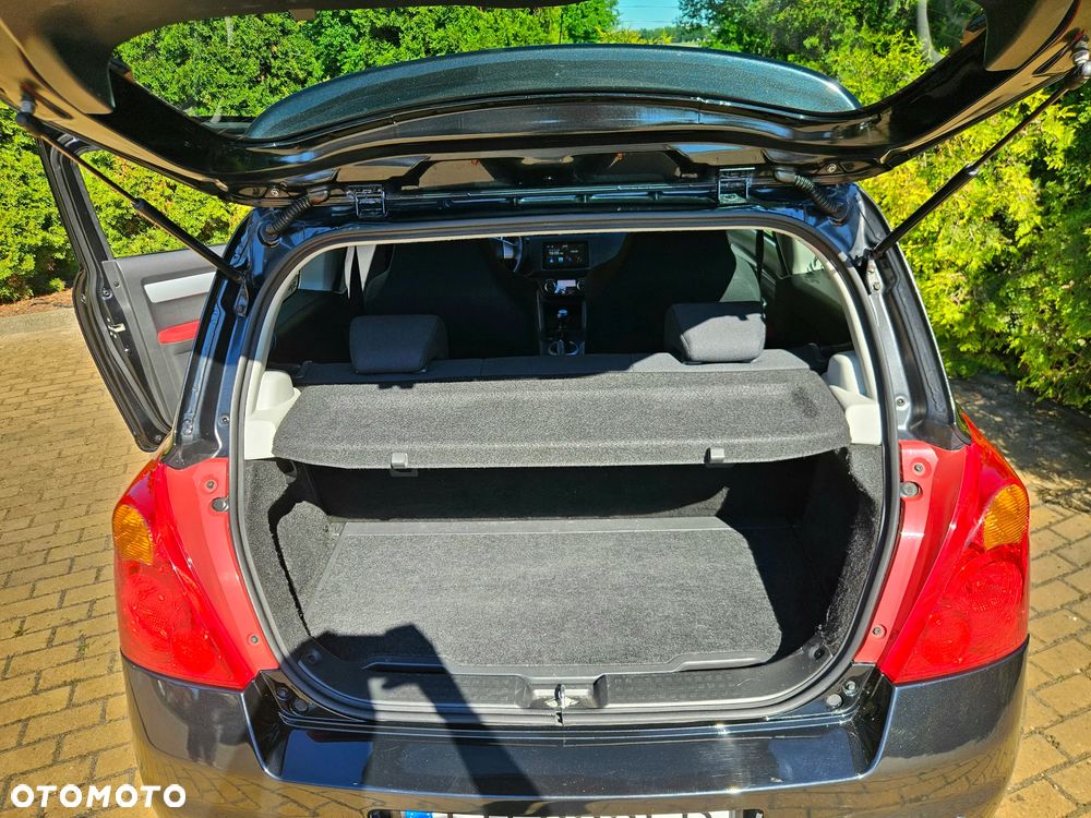 Suzuki Swift 1.6 Sport - 30
