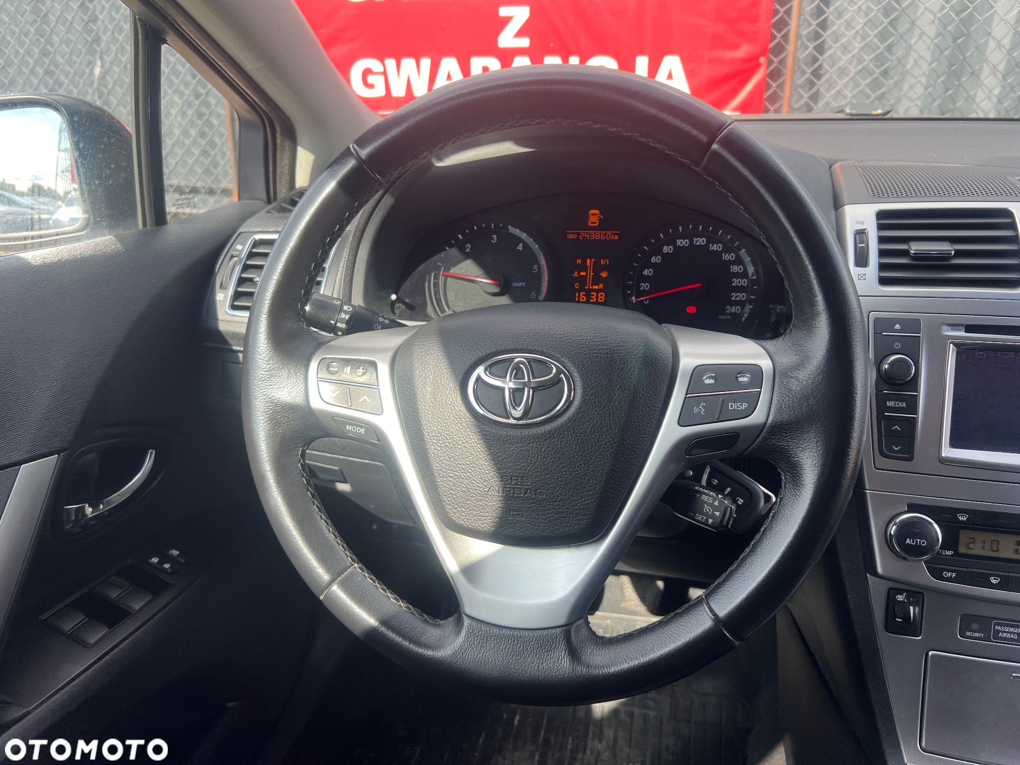 Toyota Avensis Combi 2.0 D-4D Executive - 20