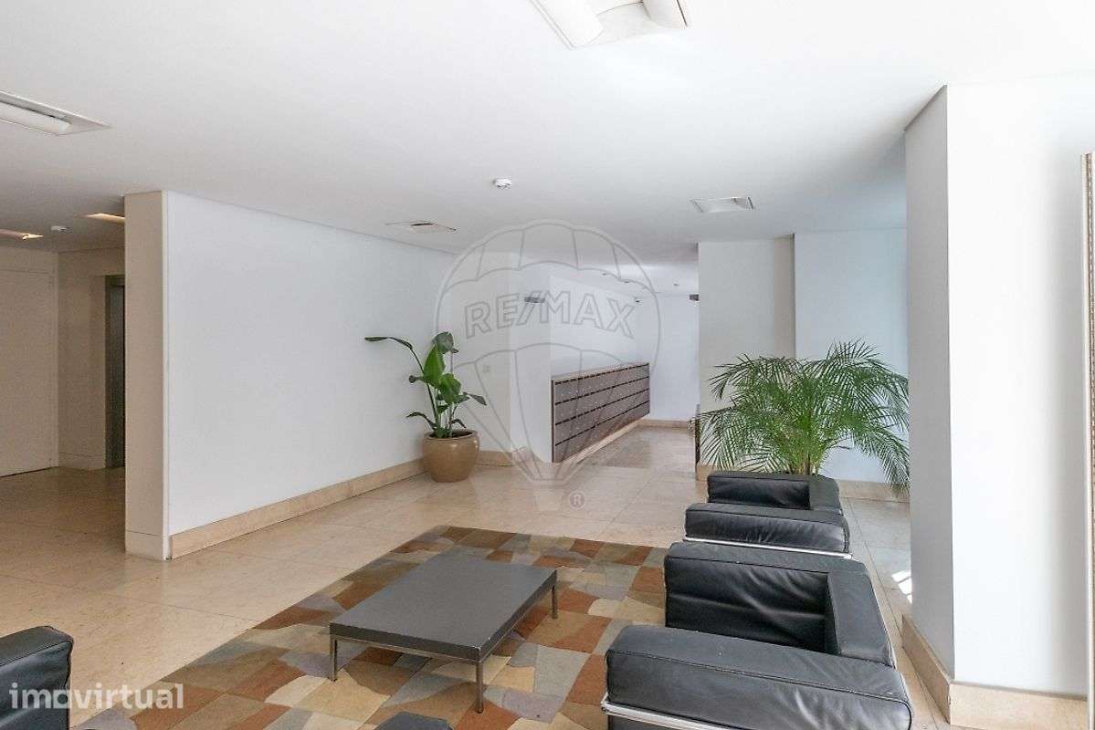 Apartamento T0 para arrendamento - Grande imagem: 5/18
