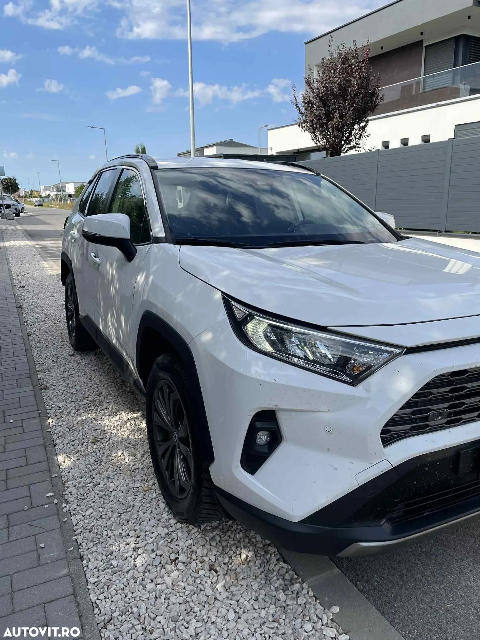 Toyota RAV4 2.5 Hybrid VVT-iE 4x2 Dynamic - 1