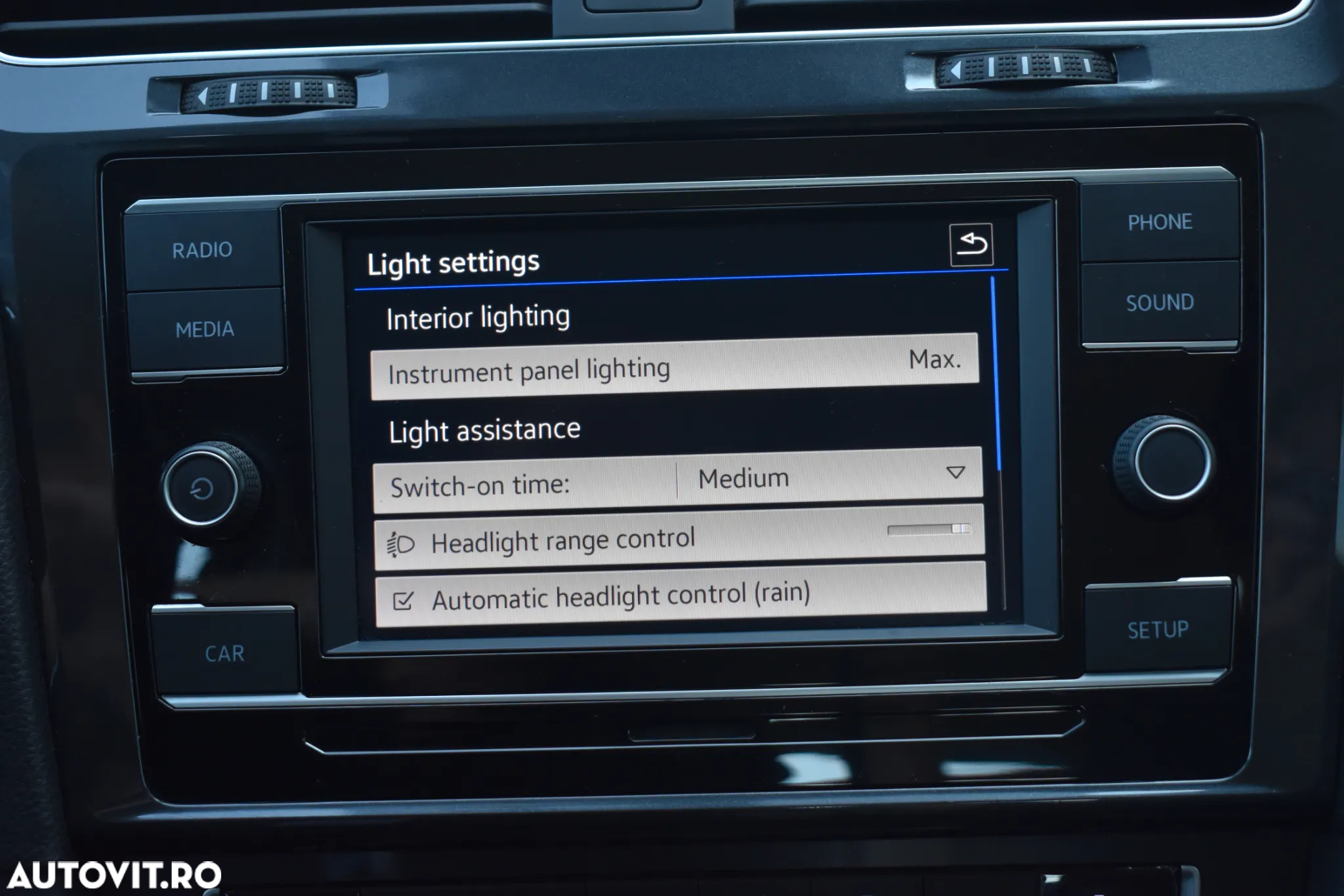 Volkswagen Golf 1.6 TDI Comfortline - 19