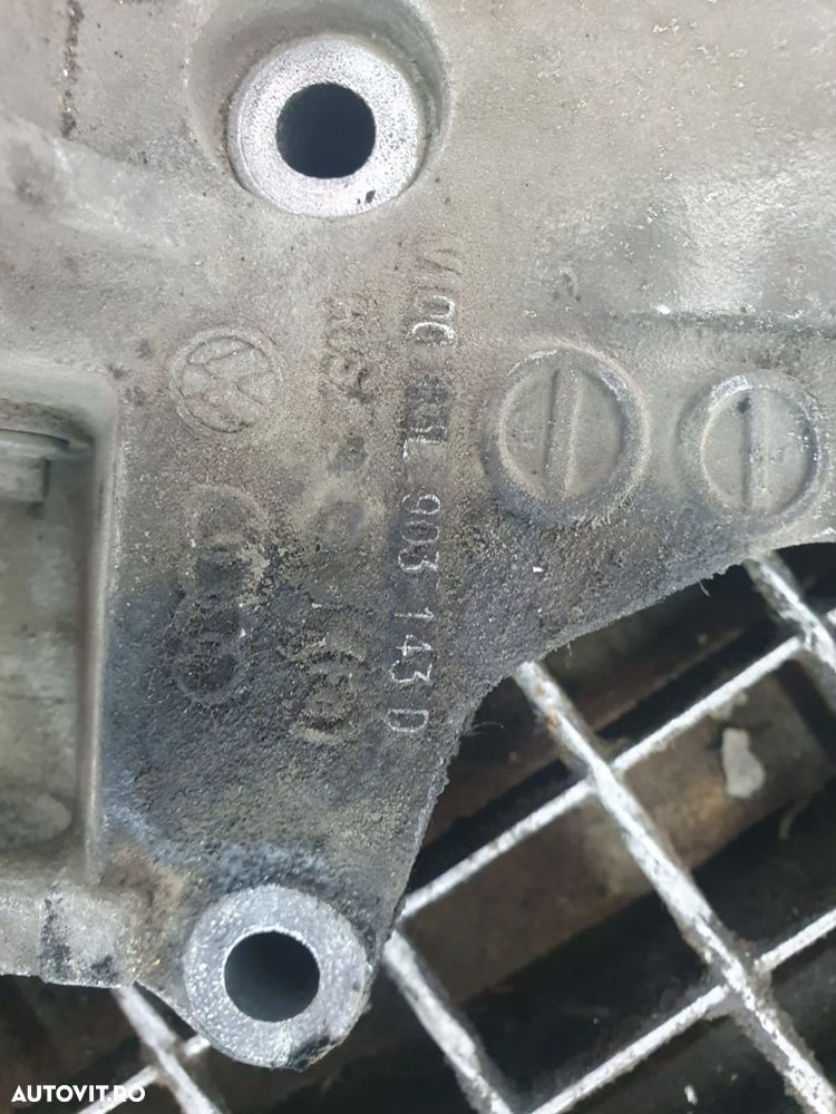 Suport accesorii 2.0 tdi cbab 03L903143d Skoda Octavia 2 [2004 - 2008 - 2