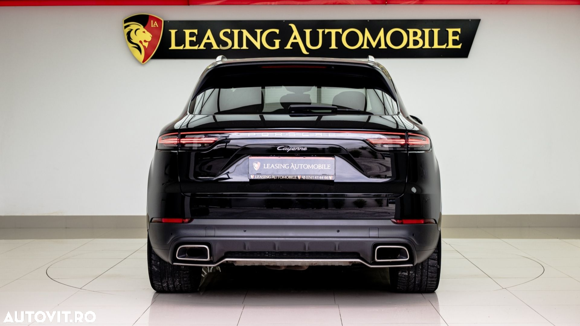 Porsche Cayenne - 6