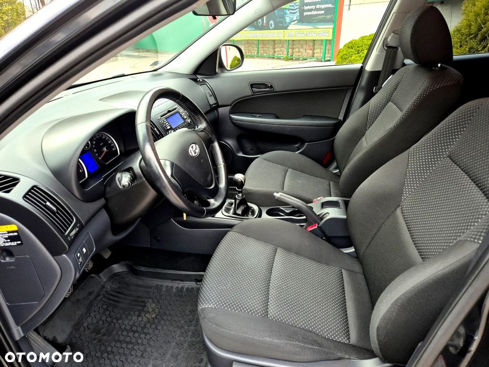 Hyundai i30 1.4 Blue Comfort - 13