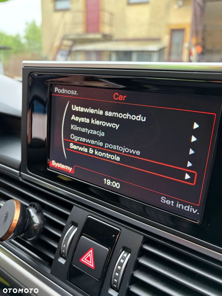 Audi A6 Avant 2.0 TDI Ultra S tronic - 18