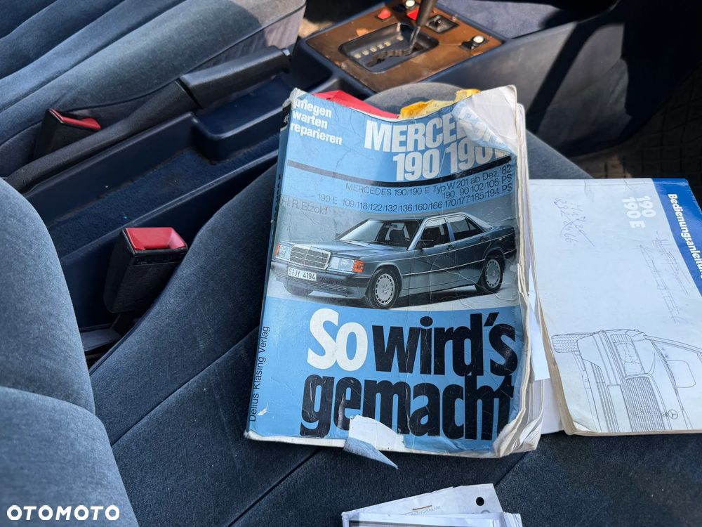Mercedes-Benz W201 (190) - 30