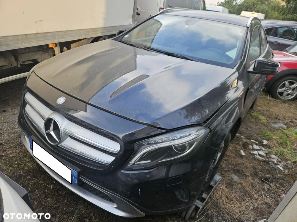 Mercedes-Benz GLA 220 CDI 4Matic 7G-DCT AMG Line - 4