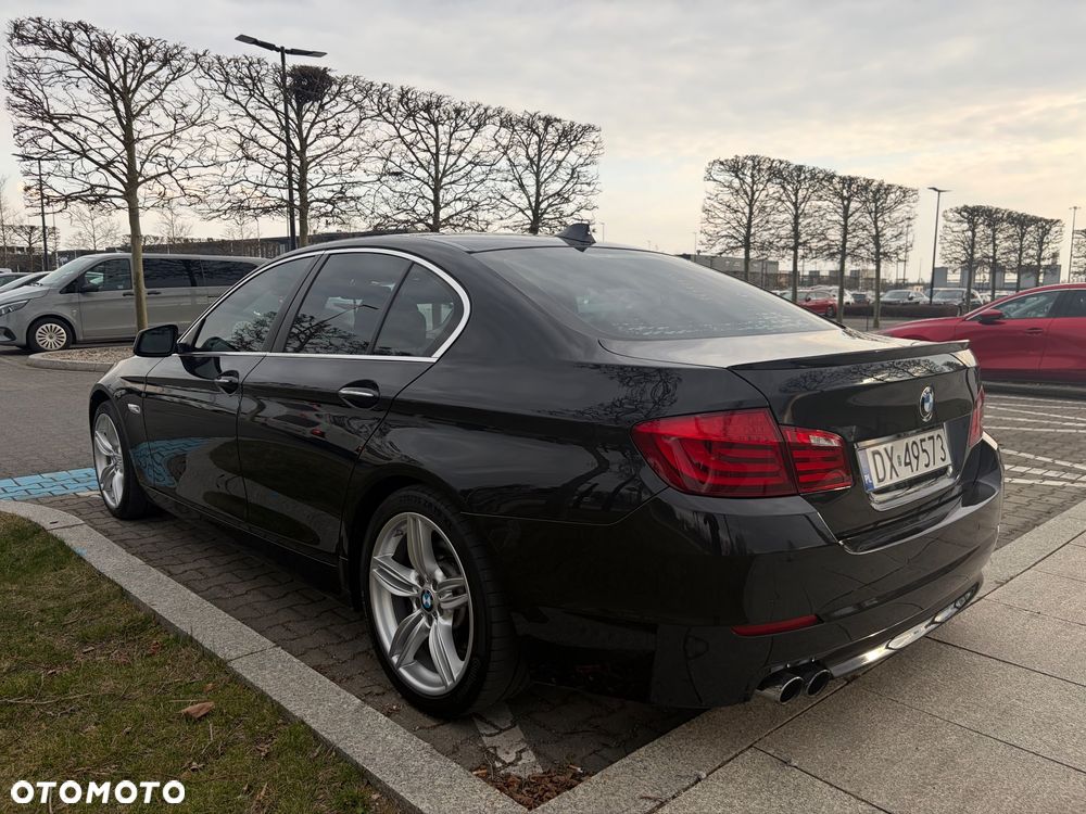 BMW Seria 5 528i xDrive - 5