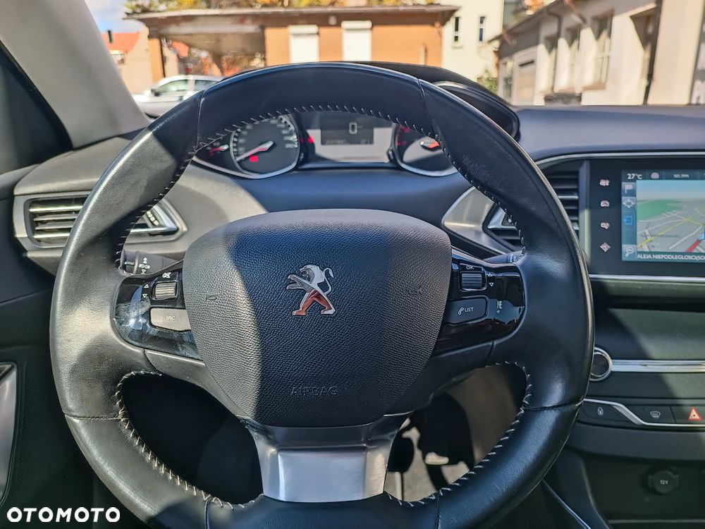 Peugeot 308 130 e-THP Stop & Start Allure - 20
