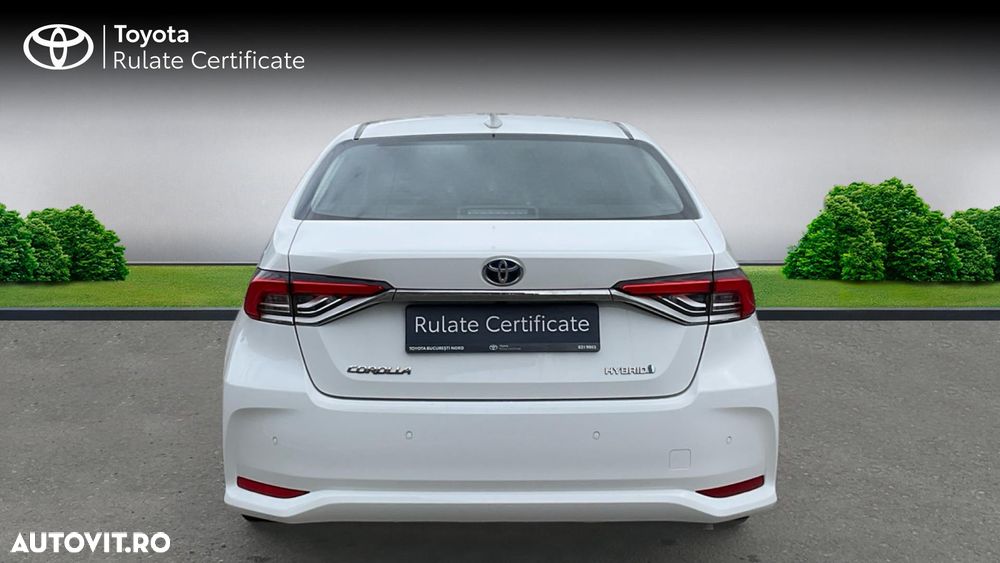 Toyota Corolla 1.8 HSD Business - 9