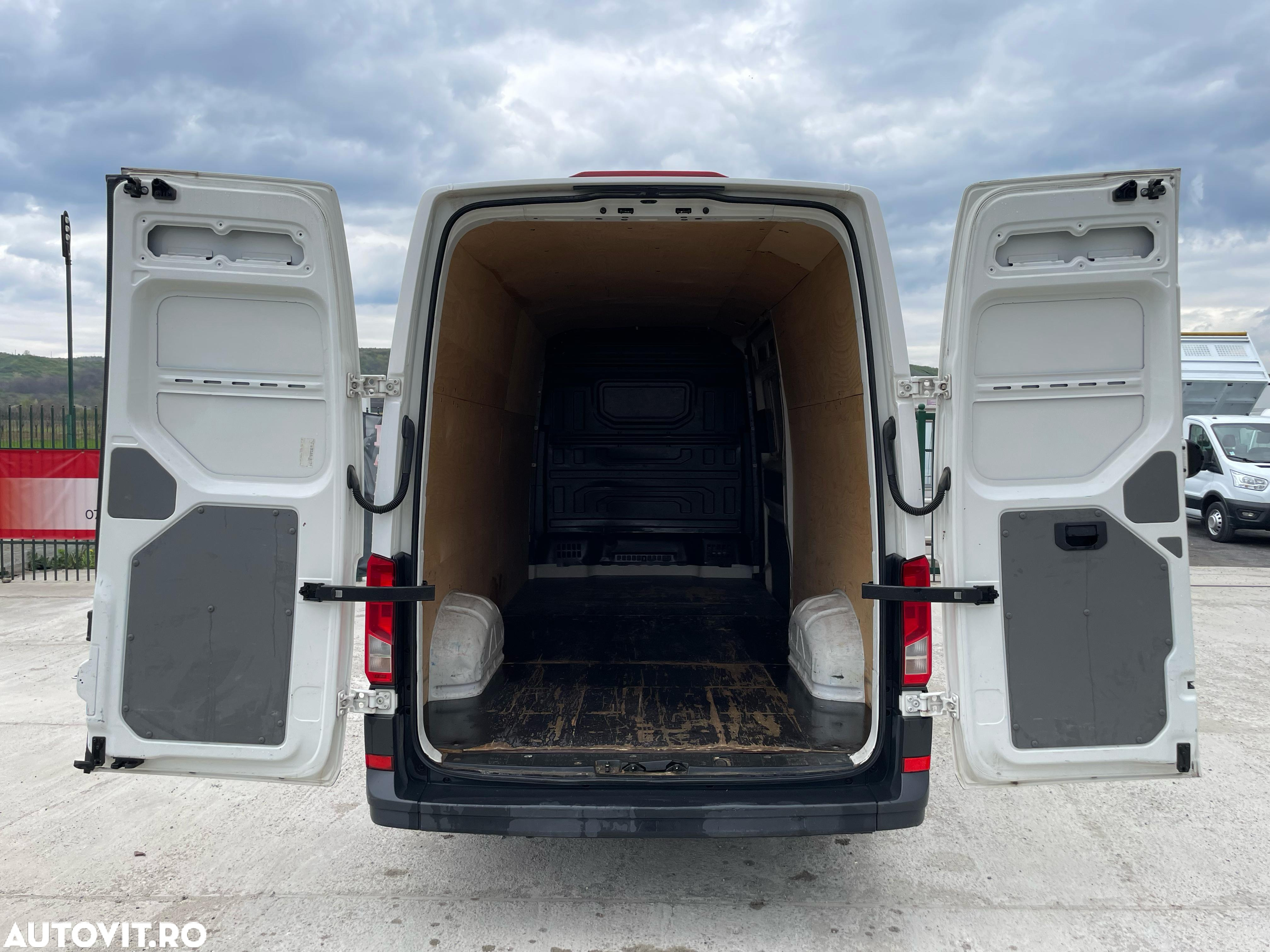 Volkswagen Crafter L4H3 LUNG - 9