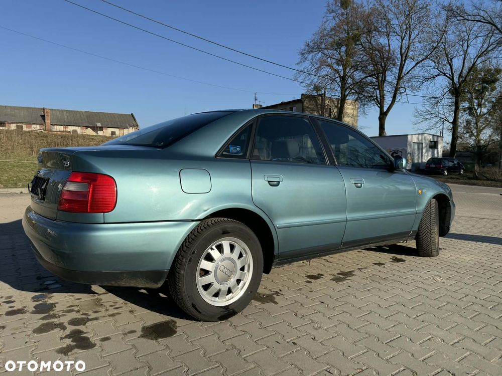 Audi A4 Avant - 9