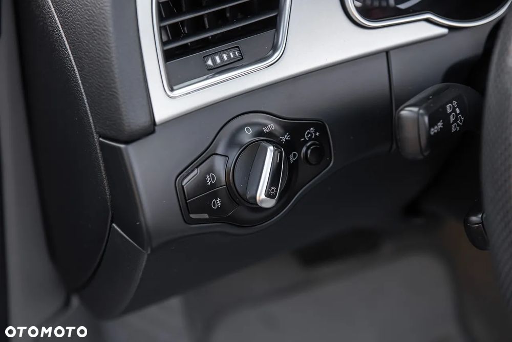 Audi A5 Cabrio 3.2 FSI quattro S tronic - 18