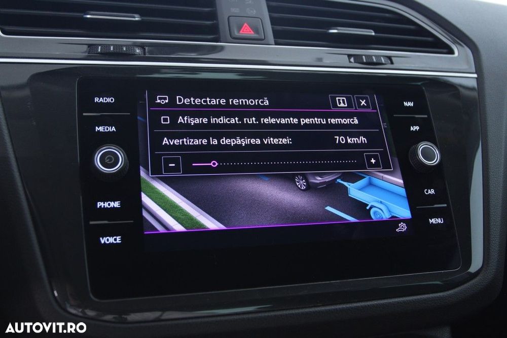 Volkswagen Tiguan - 28