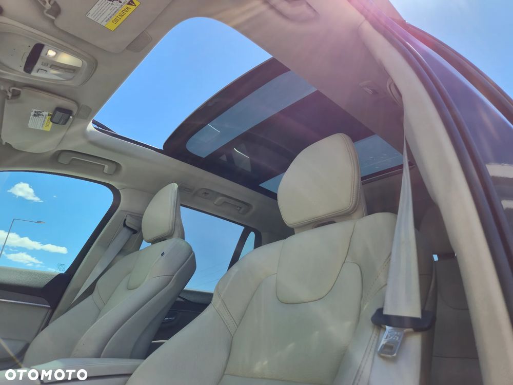 Volvo XC 90 T8 AWD Ultra Bright - 19