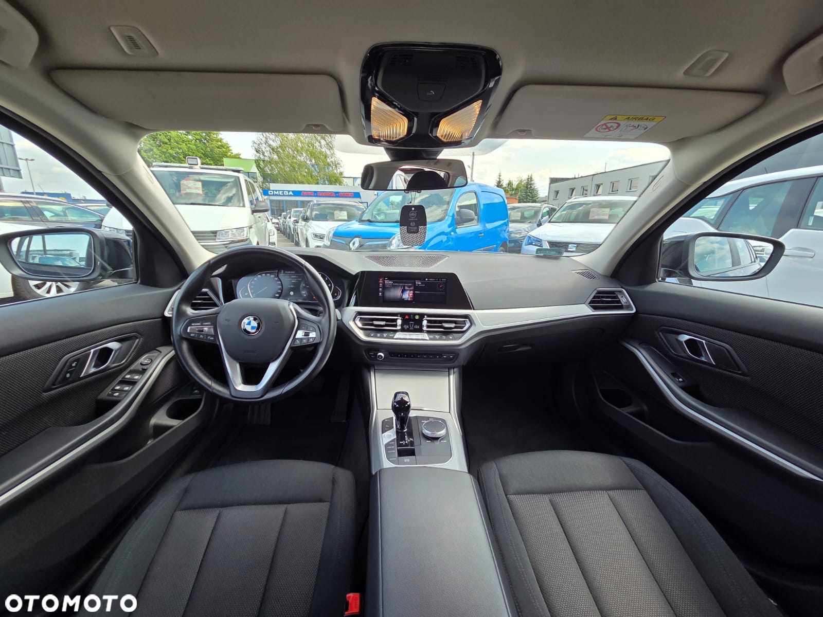 BMW Seria 3 318i - 8