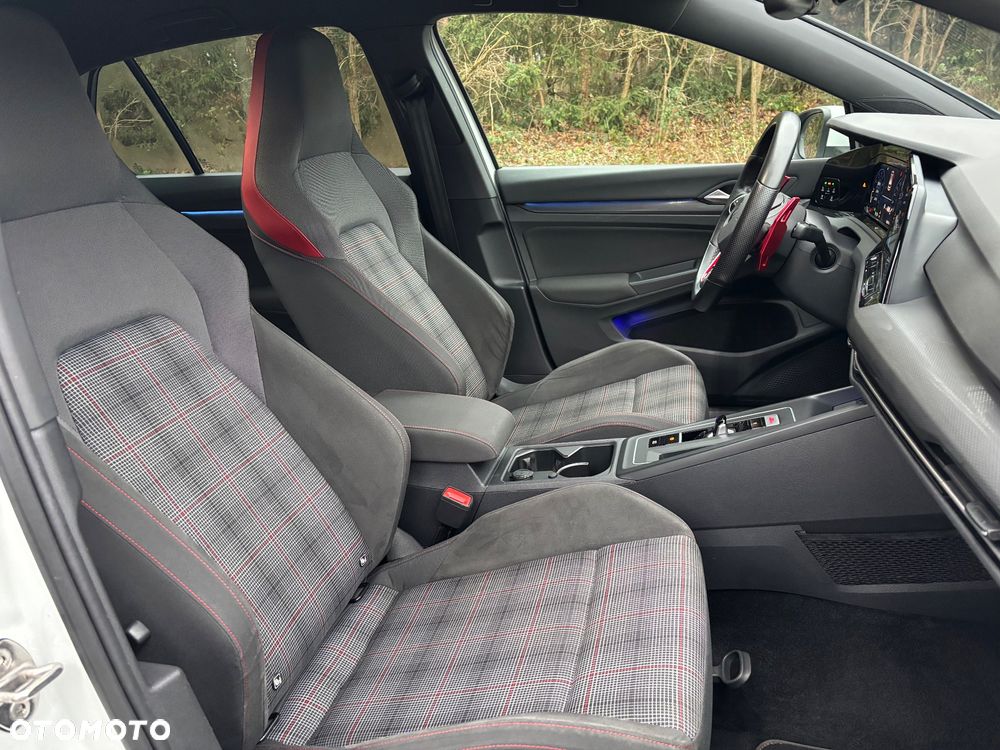 Volkswagen Golf GTI 2.0 TSI OPF DSG Performance - 11