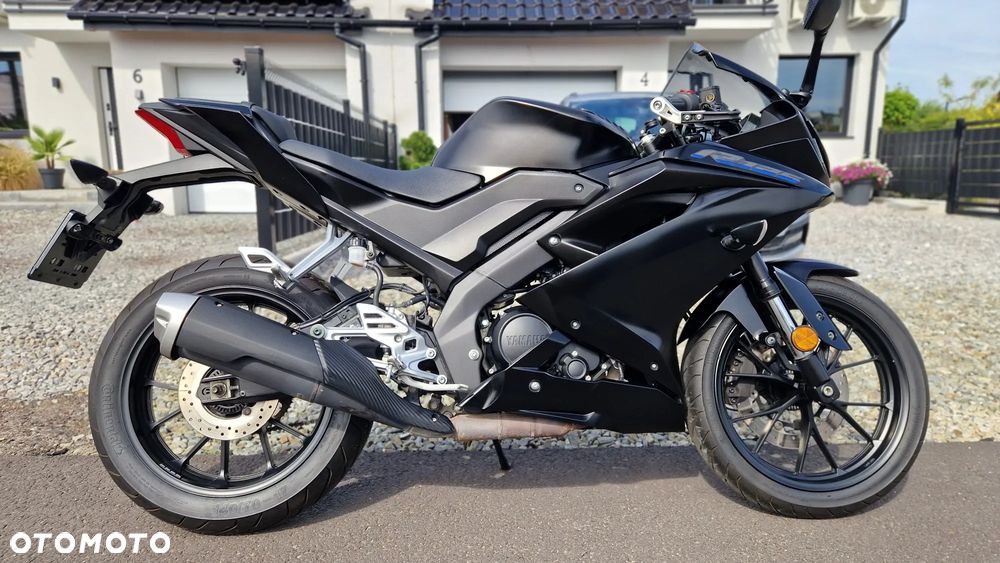 Yamaha YZF - 13