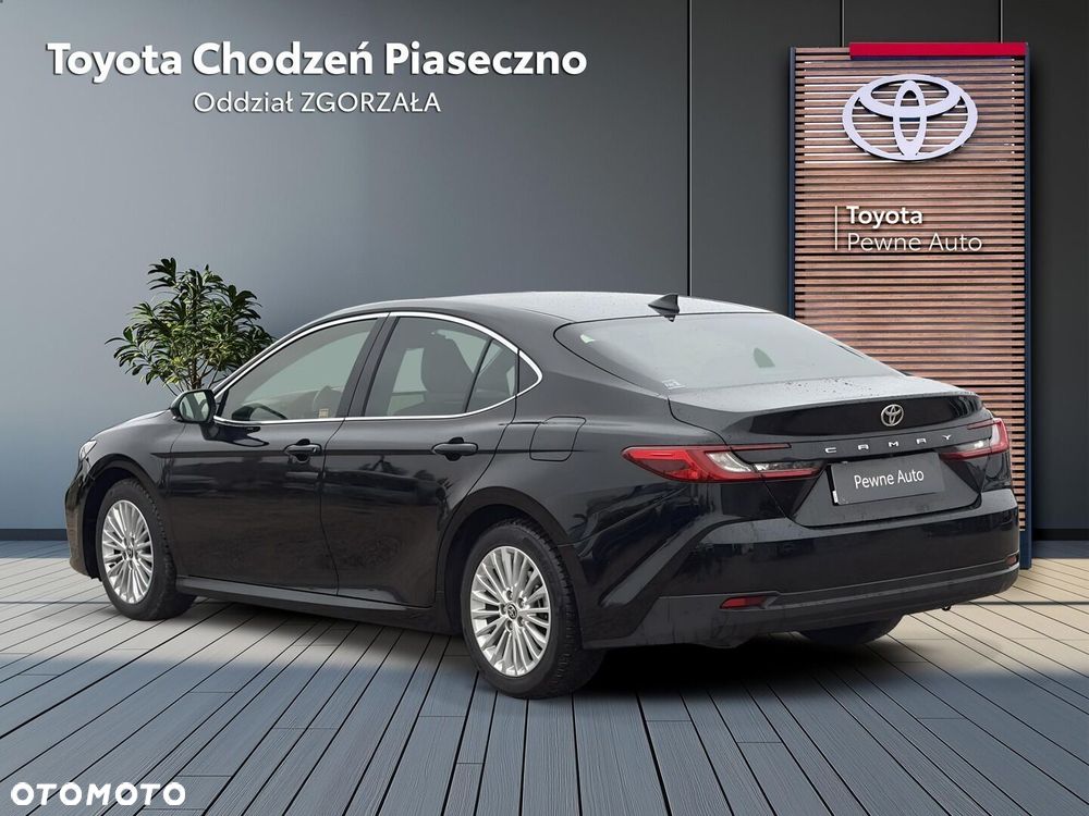 Toyota Camry 2025 photo 3