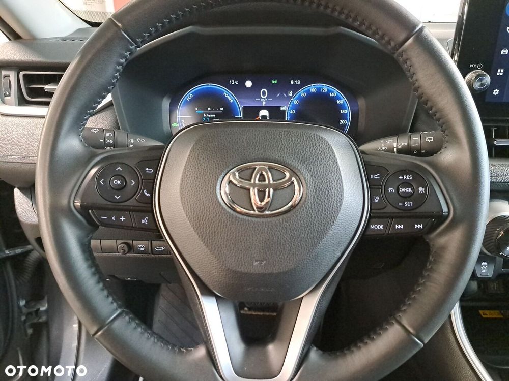 Toyota RAV4 - 30
