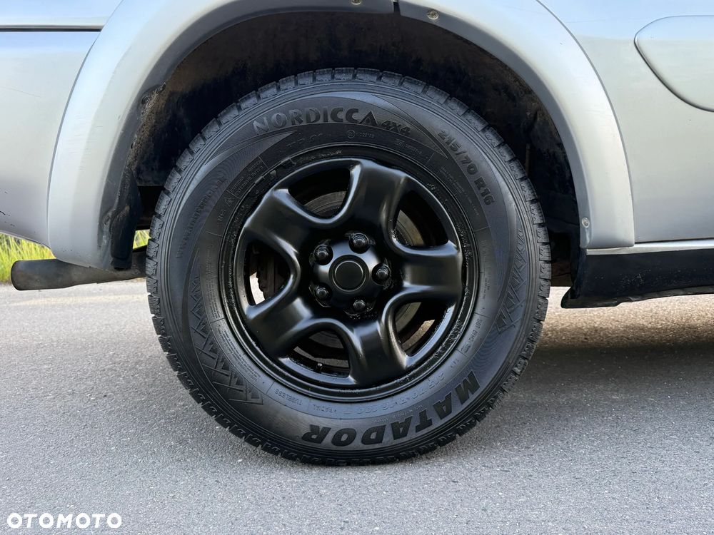 Toyota RAV4 D-4D 4x4 Sol - 25