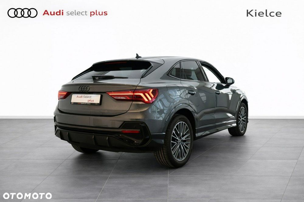 Audi Q3 Sportback - 4
