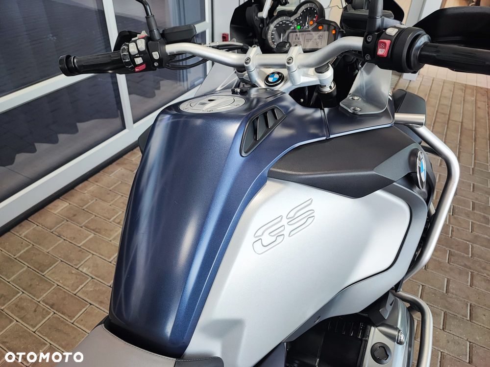 BMW R - 9