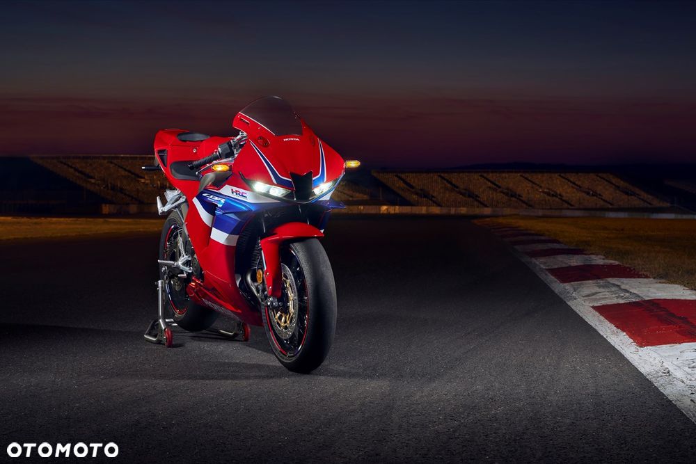 Honda CBR - 19
