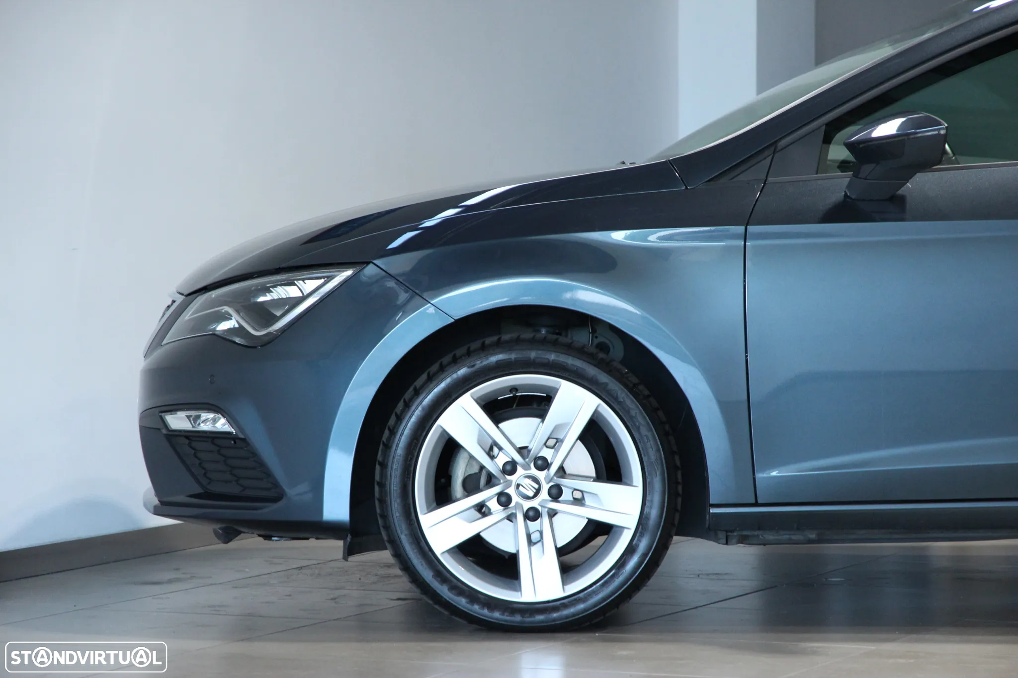 SEAT Leon 1.6 TDI FR S/S - 7