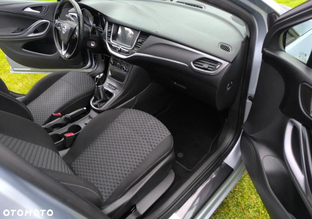 Opel Astra - 11