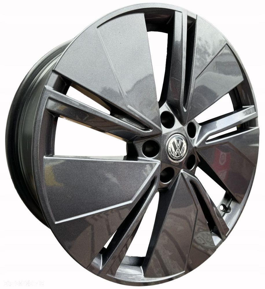 Felgi aluminiowe 5LA 19cali VW Golf Jetta Passat Phateon T-Roc - 2