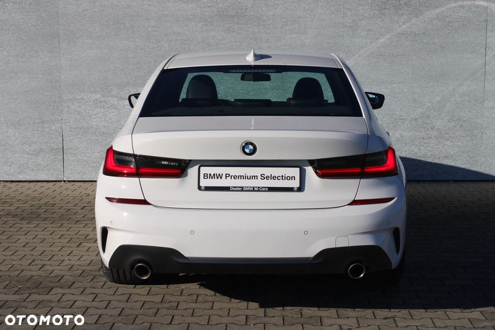 BMW Seria 3 318i M Sport sport - 6