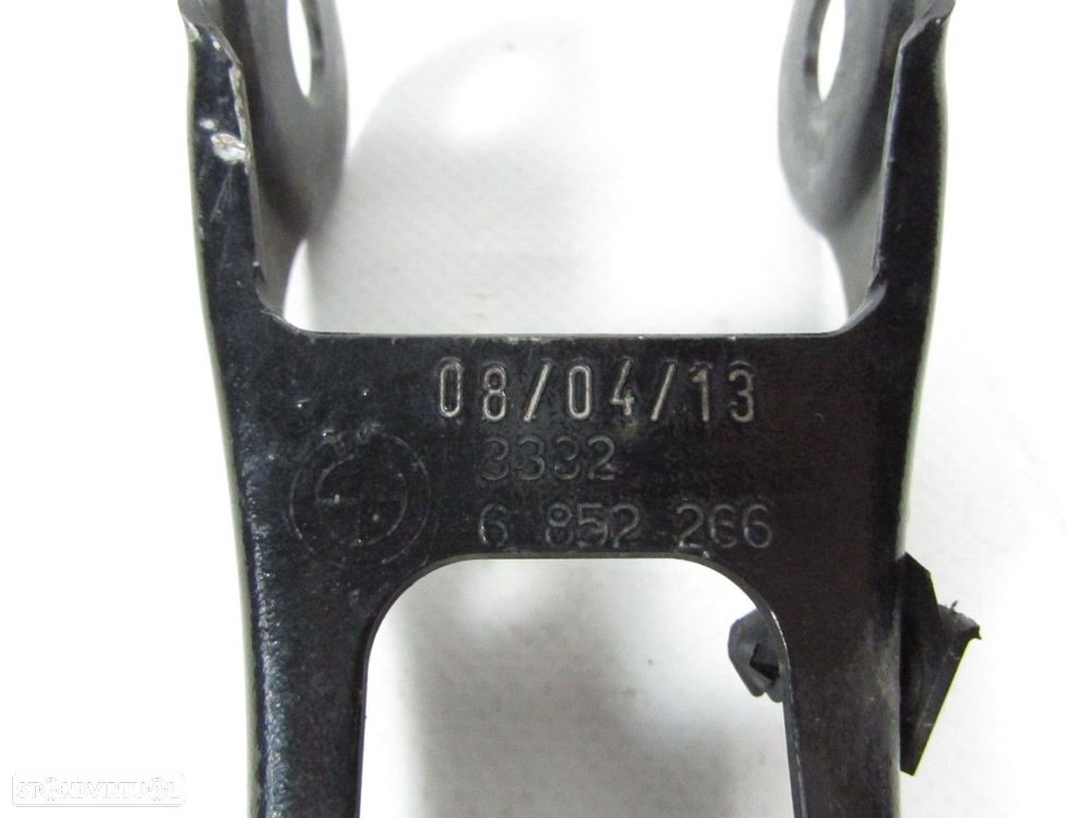 Braço Direito/Esquerdo/Trás Seminovo/ Original BMW i3 (I01) 33326852266 - 3