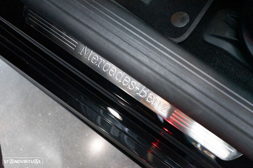 Mercedes-Benz CLA 250 e Shooting Brake AMG Line - 26