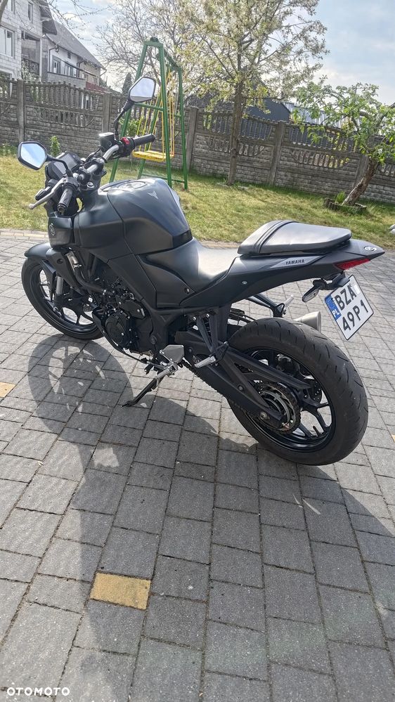 Yamaha MT - 5