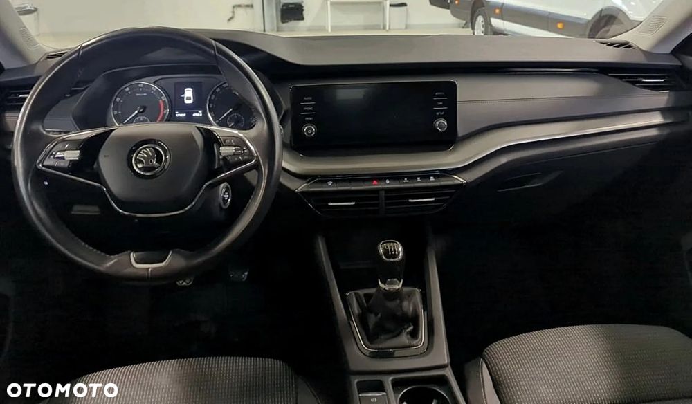 Skoda Octavia 1.5 TSI ACT Ambition - 6