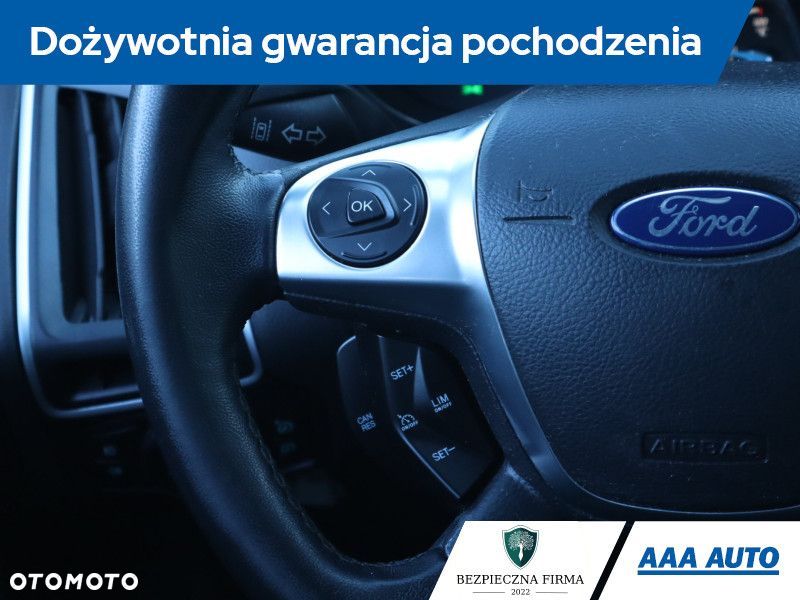 Ford Focus SW - 23