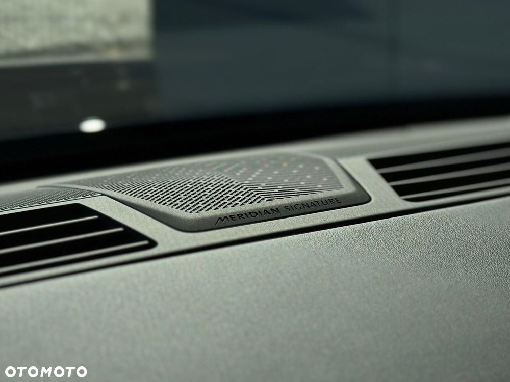 Land Rover Range Rover - 16