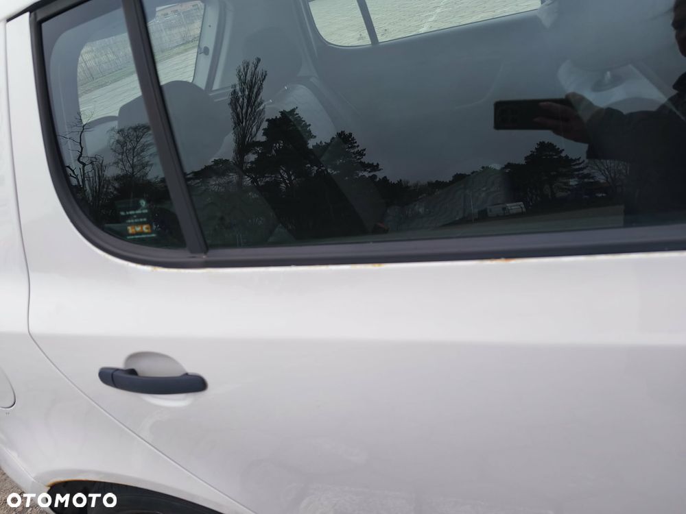 Skoda Fabia - 11