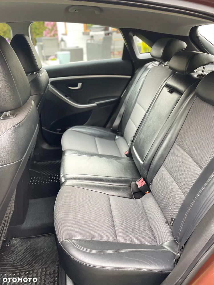 Hyundai i30 1.4 Comfort - 16