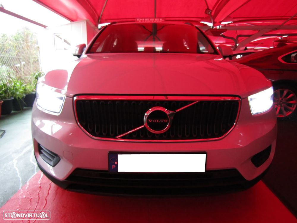Volvo XC 40 2.0 D3 Momentum - 6