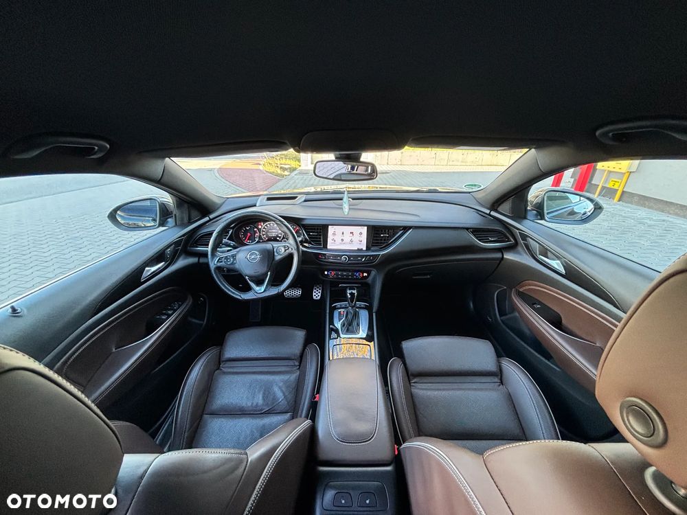 Opel Insignia Sports Tourer 2.0 Direct Inj Trb 4x4 Ultimate Exclusive - 12