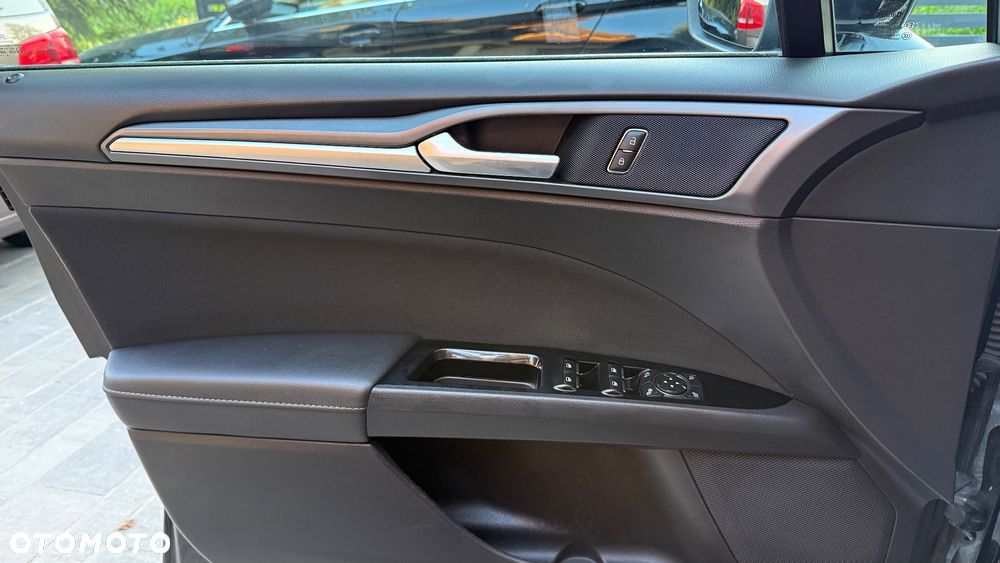 Ford Mondeo 2.0 TDCi STart-Stopp Titanium - 23