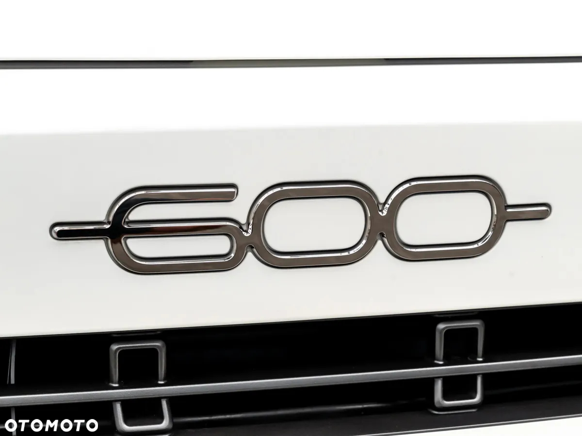 Fiat 600 1.2 Turbo Hybrid eDCT - 14