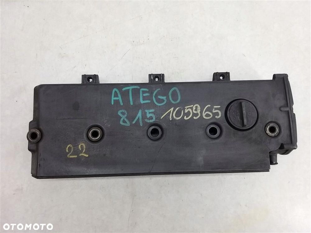 Pokrywa zaworów Mercedes Atego 815 A9040100930 ORYGINAŁ - 1