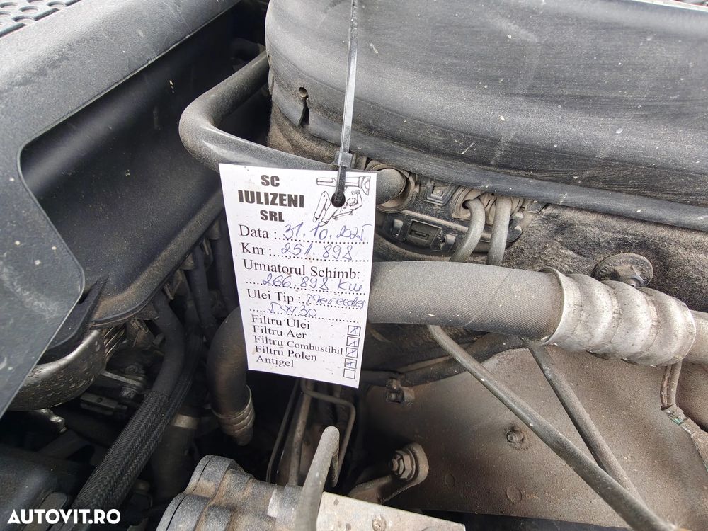 Mercedes-Benz C 220 CDI DPF (BlueEFFICIENCY) 7G-TRONIC - 12