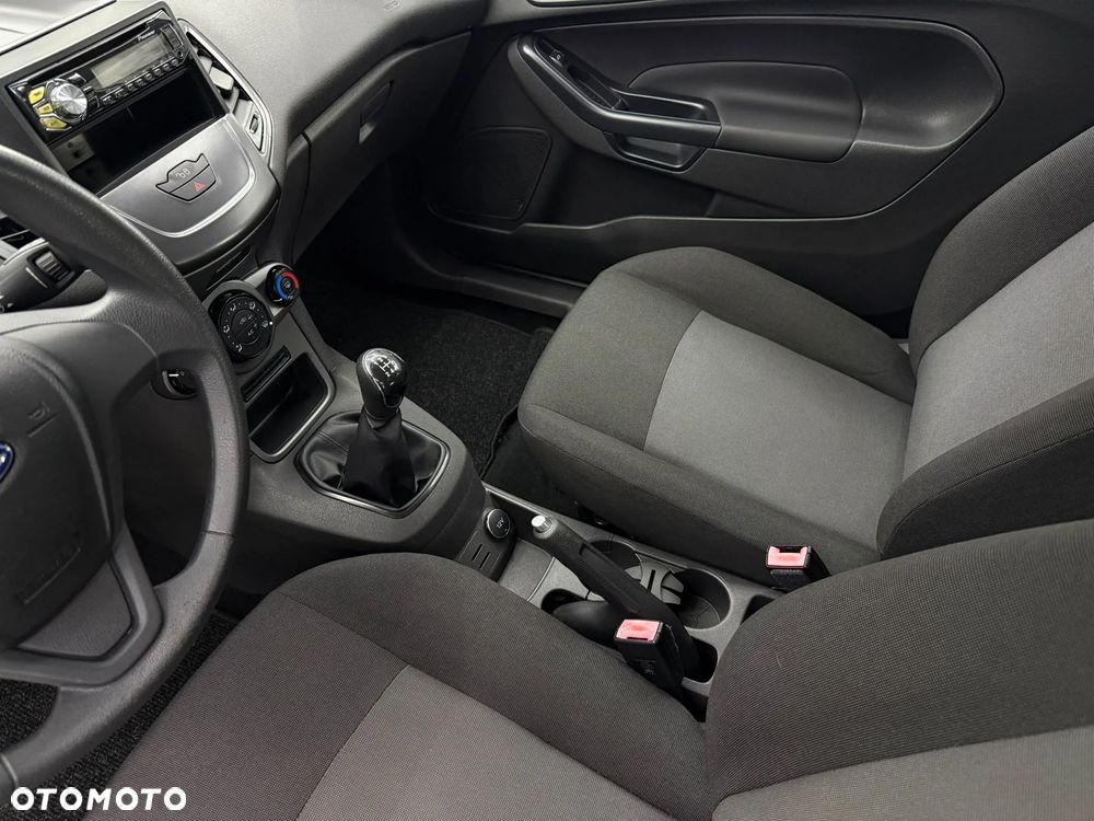 Ford Fiesta - 19