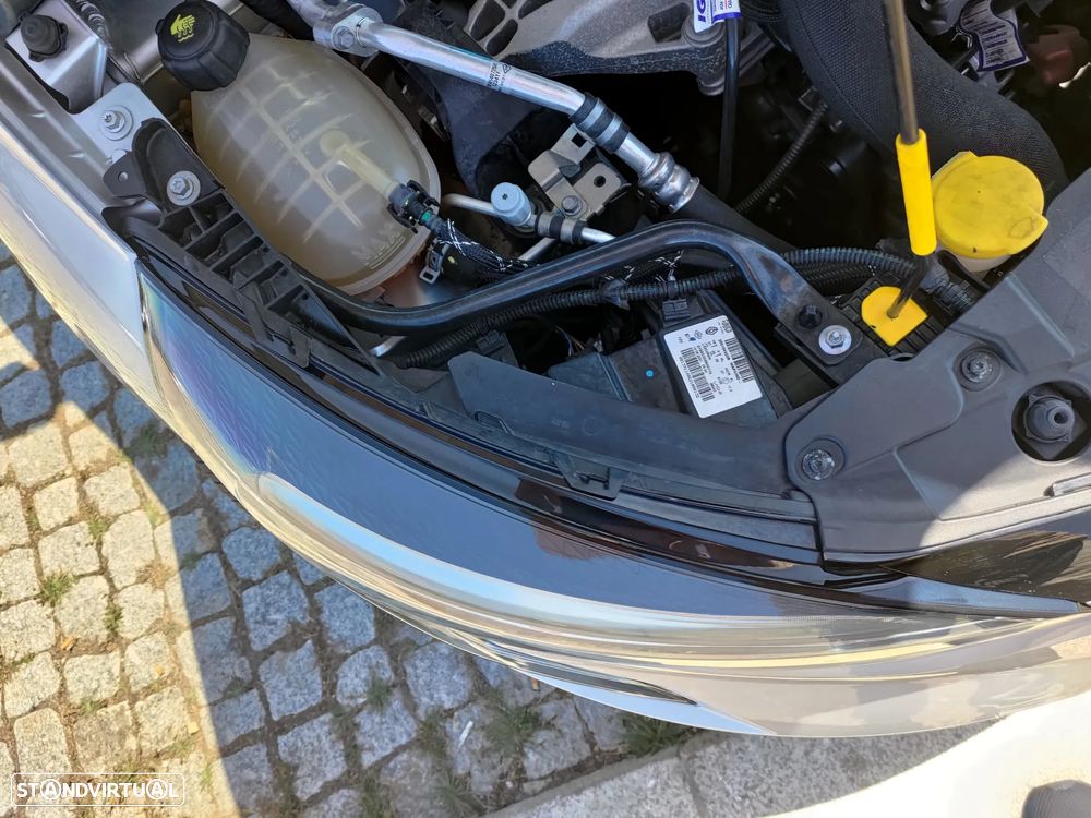 Renault Clio 1.0 TCe Intens Bi-Fuel - 31