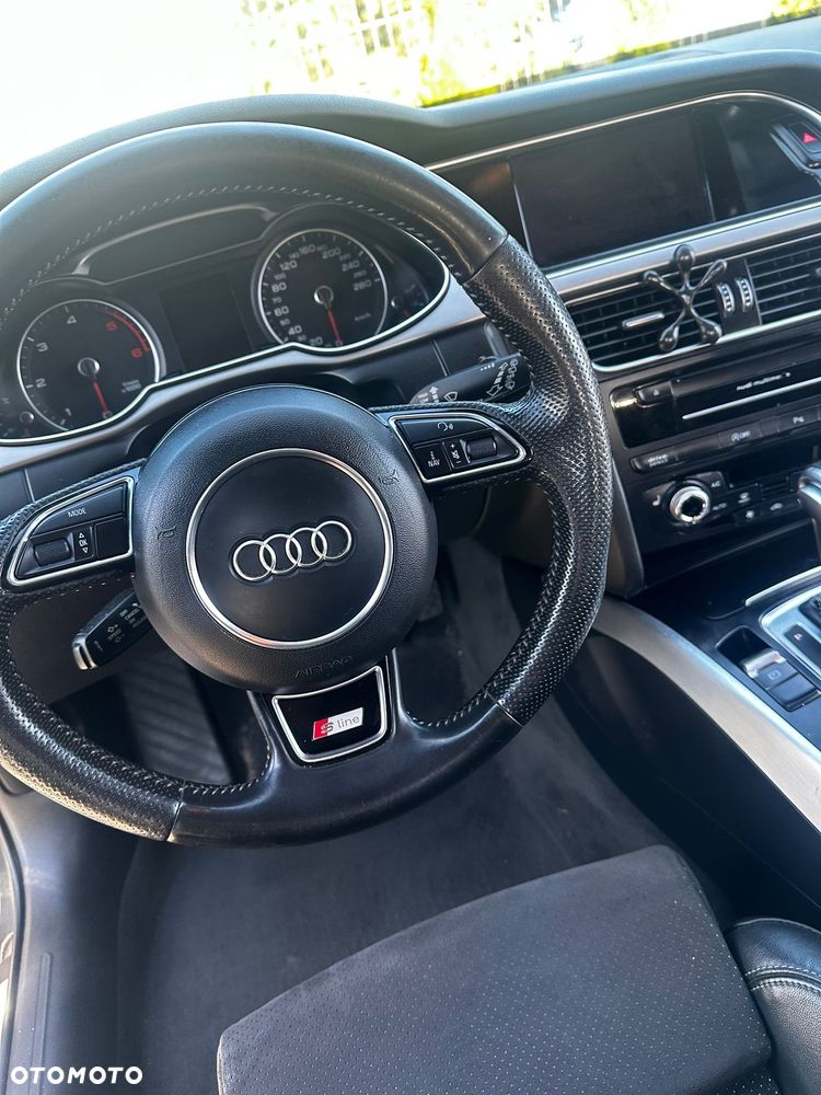 Audi A4 Avant 2.0 TDI DPF clean diesel quattro S tronic S line Sportpaket - 6